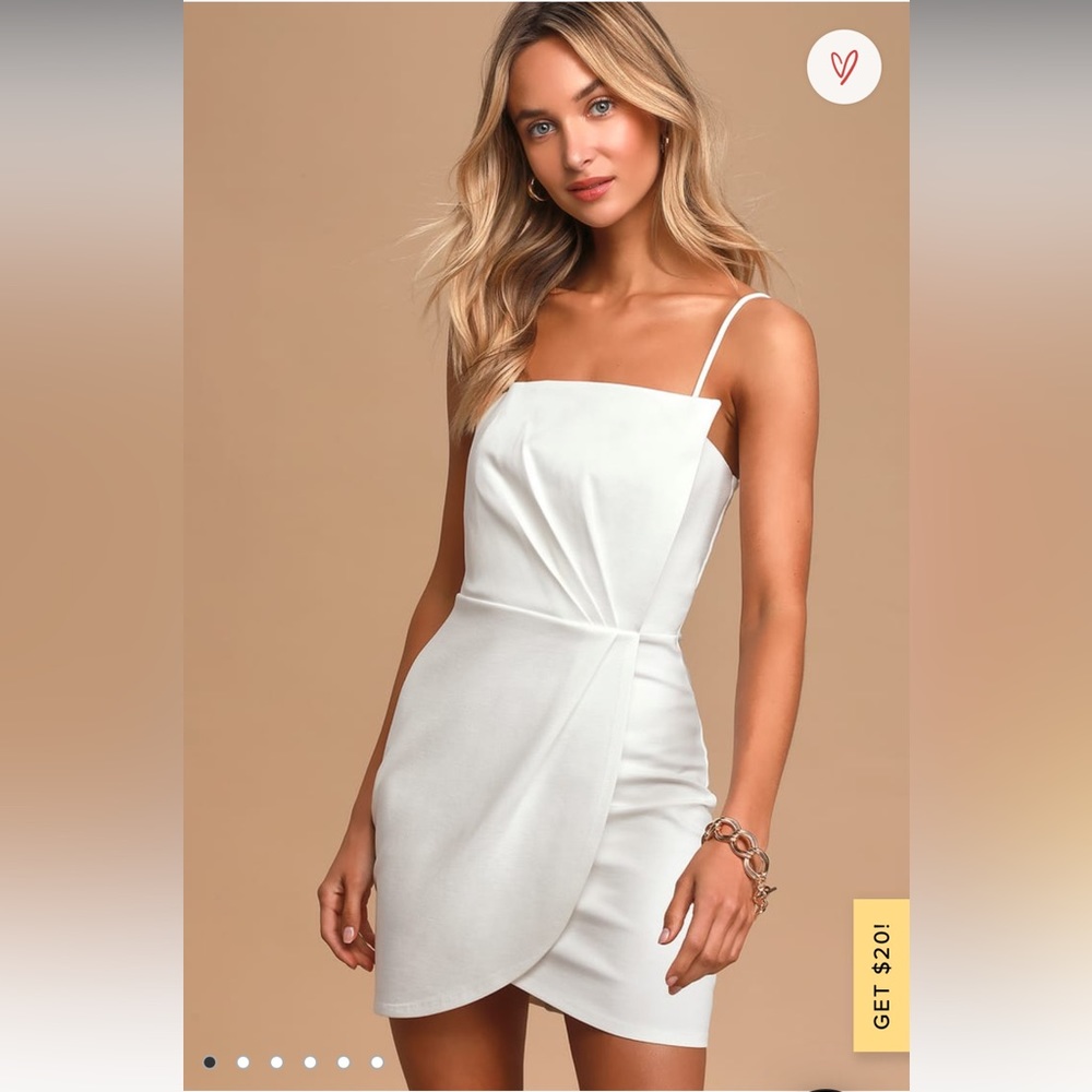 White sleeveless pleated bodycon dress